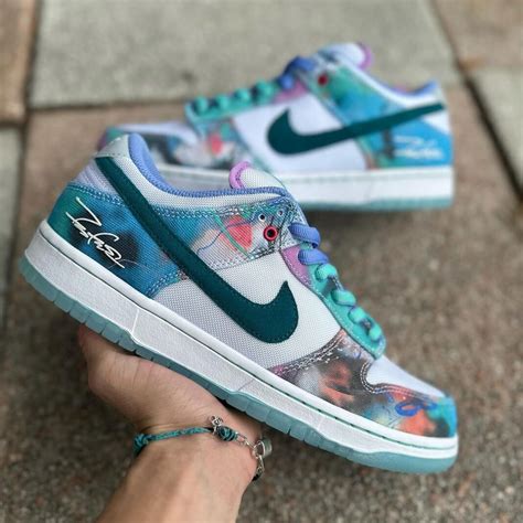 nike futura sb dunk replica|real futura dunks.